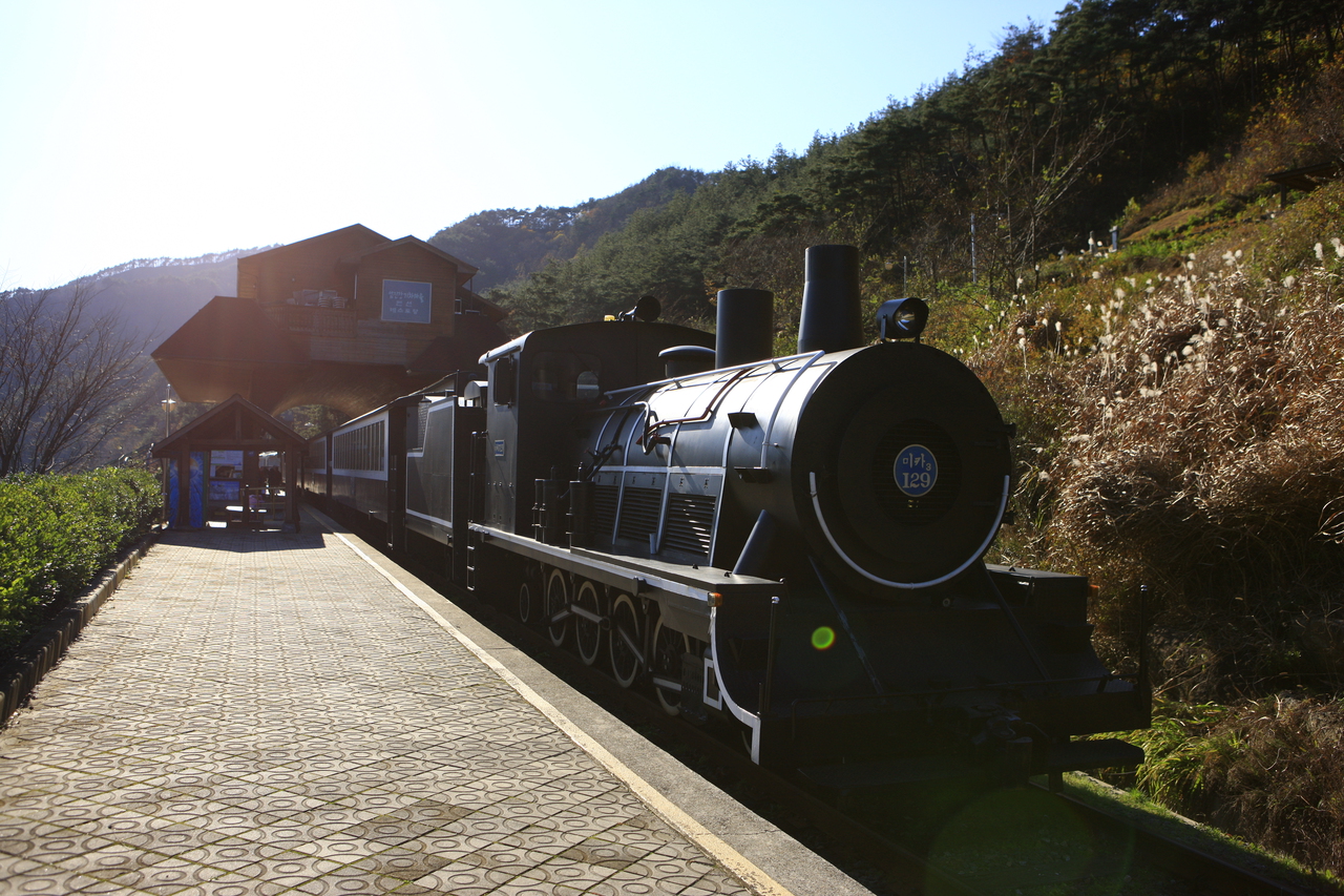 섬진강기차마을