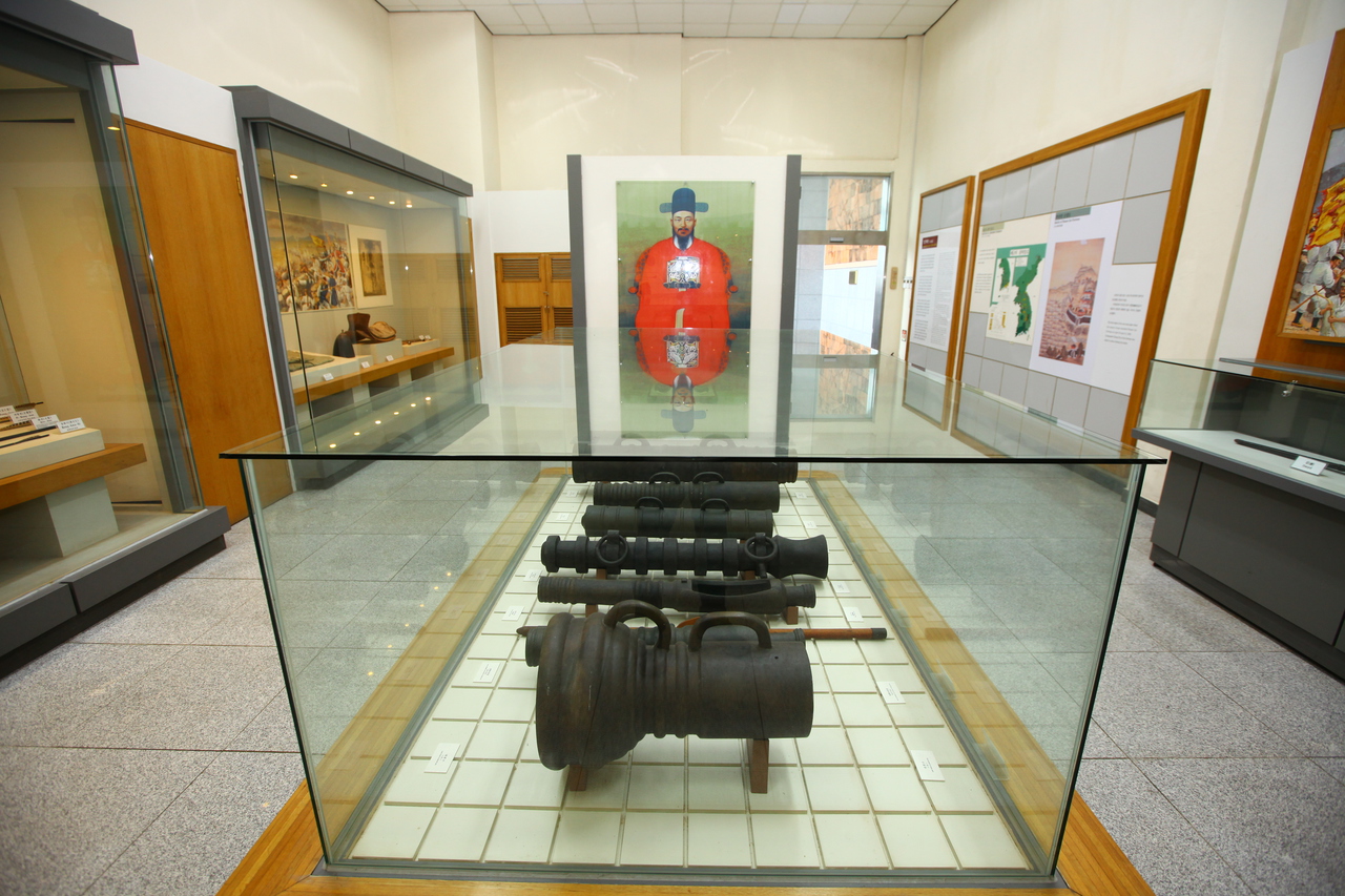 옥포대첩기념관