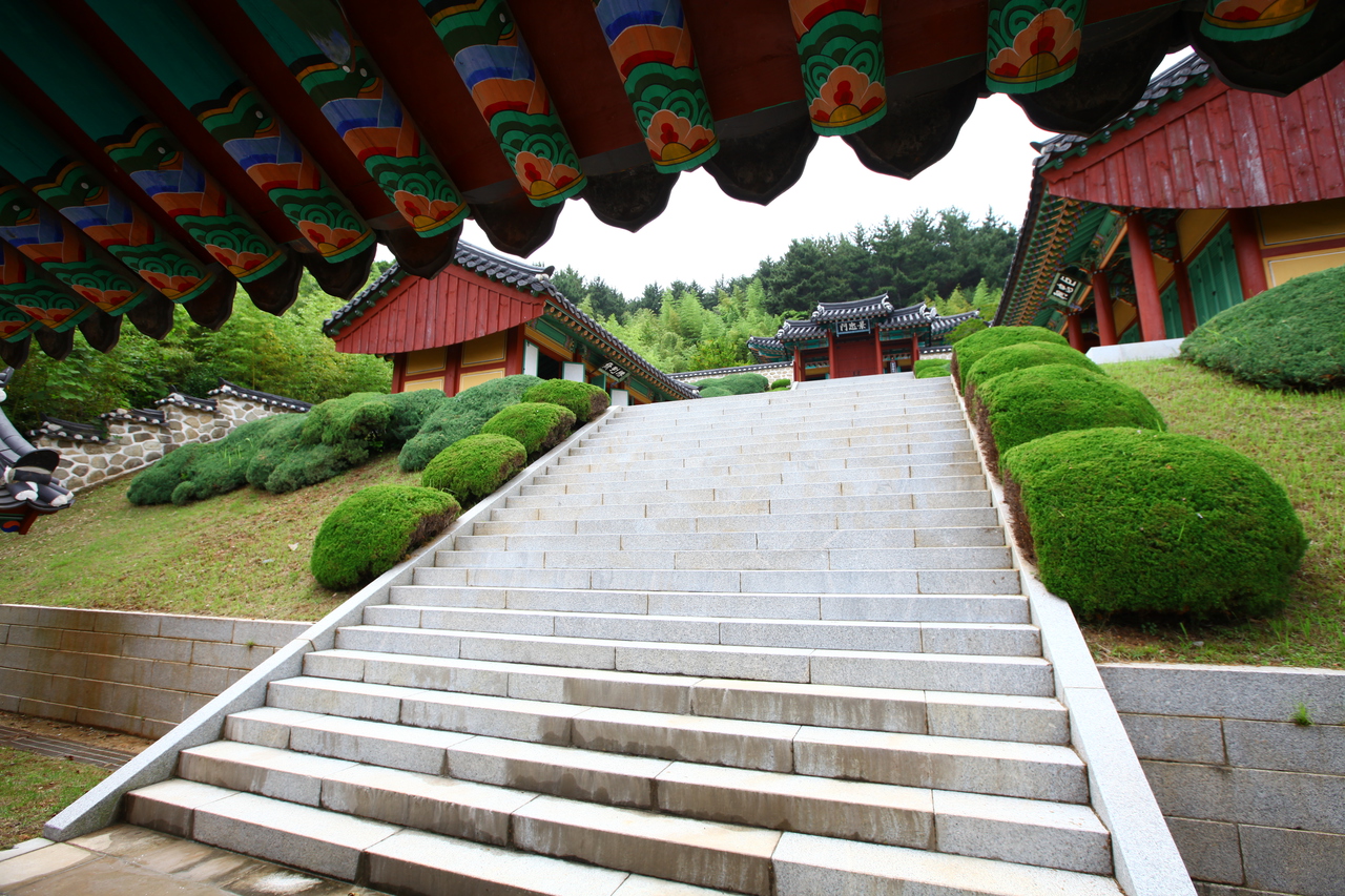 옥포대첩기념관