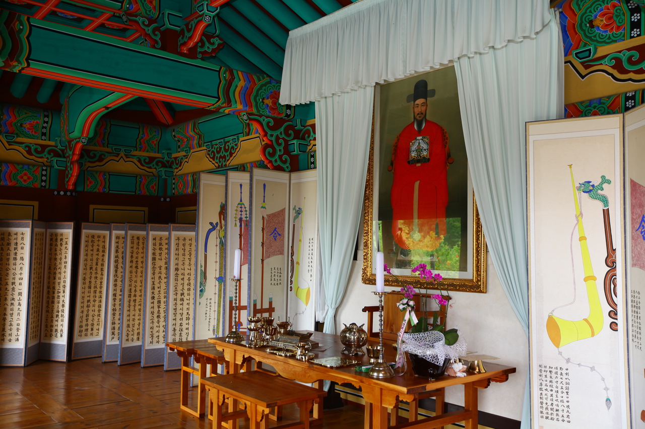 옥포대첩기념관