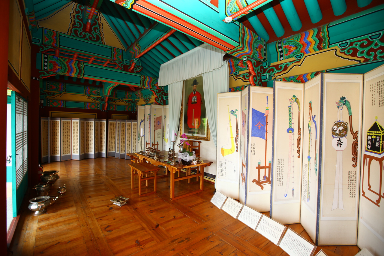 옥포대첩기념관