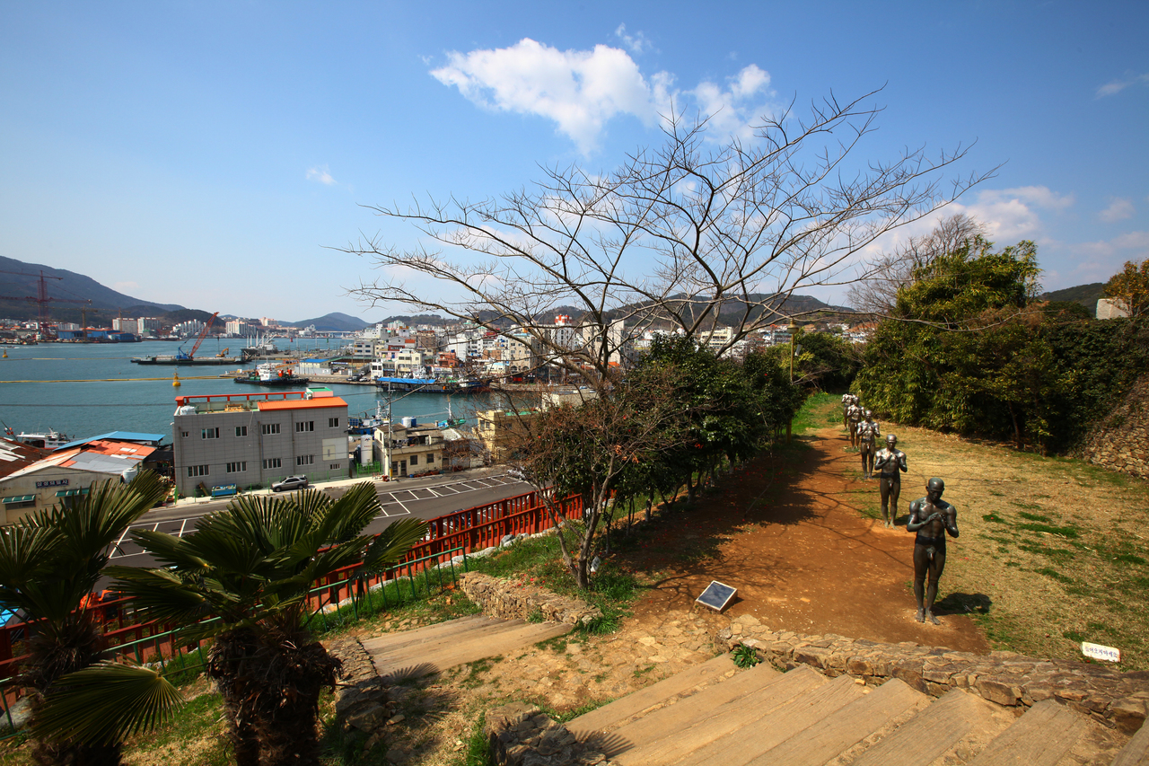 남망산조각공원