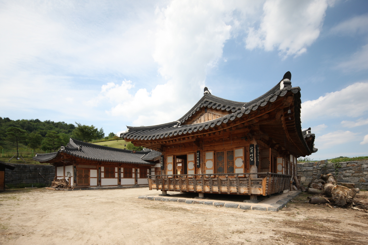 목아전수교육관