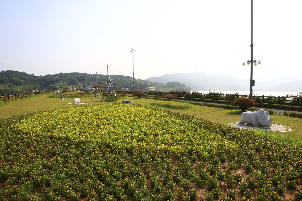 불갑저수지수변공원